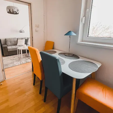 Apartament Alice's Lakeside Escape